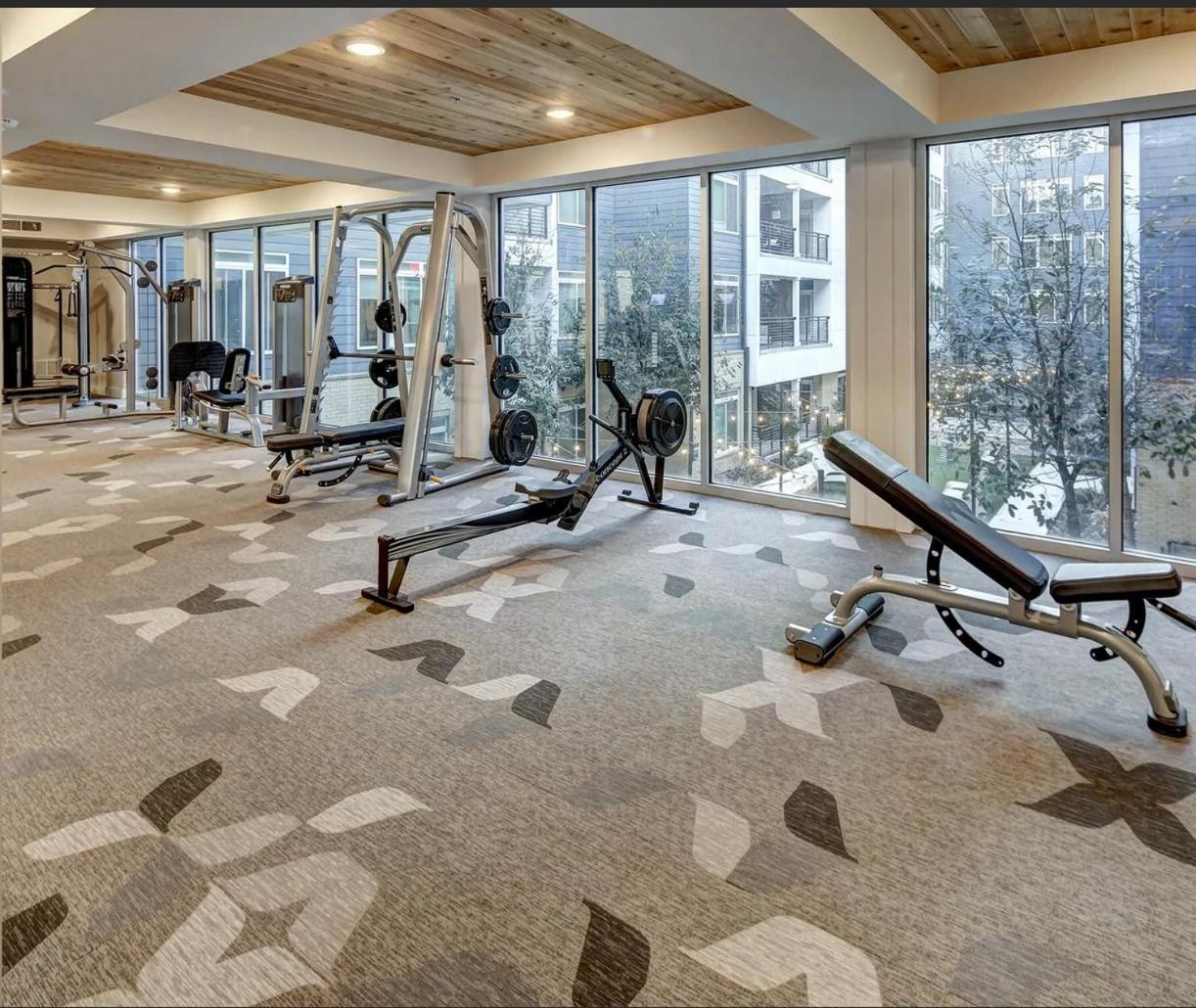Riverwalk Penthouse Oasis W/Free Parking Gym Pool Сан Антонио Екстериор снимка